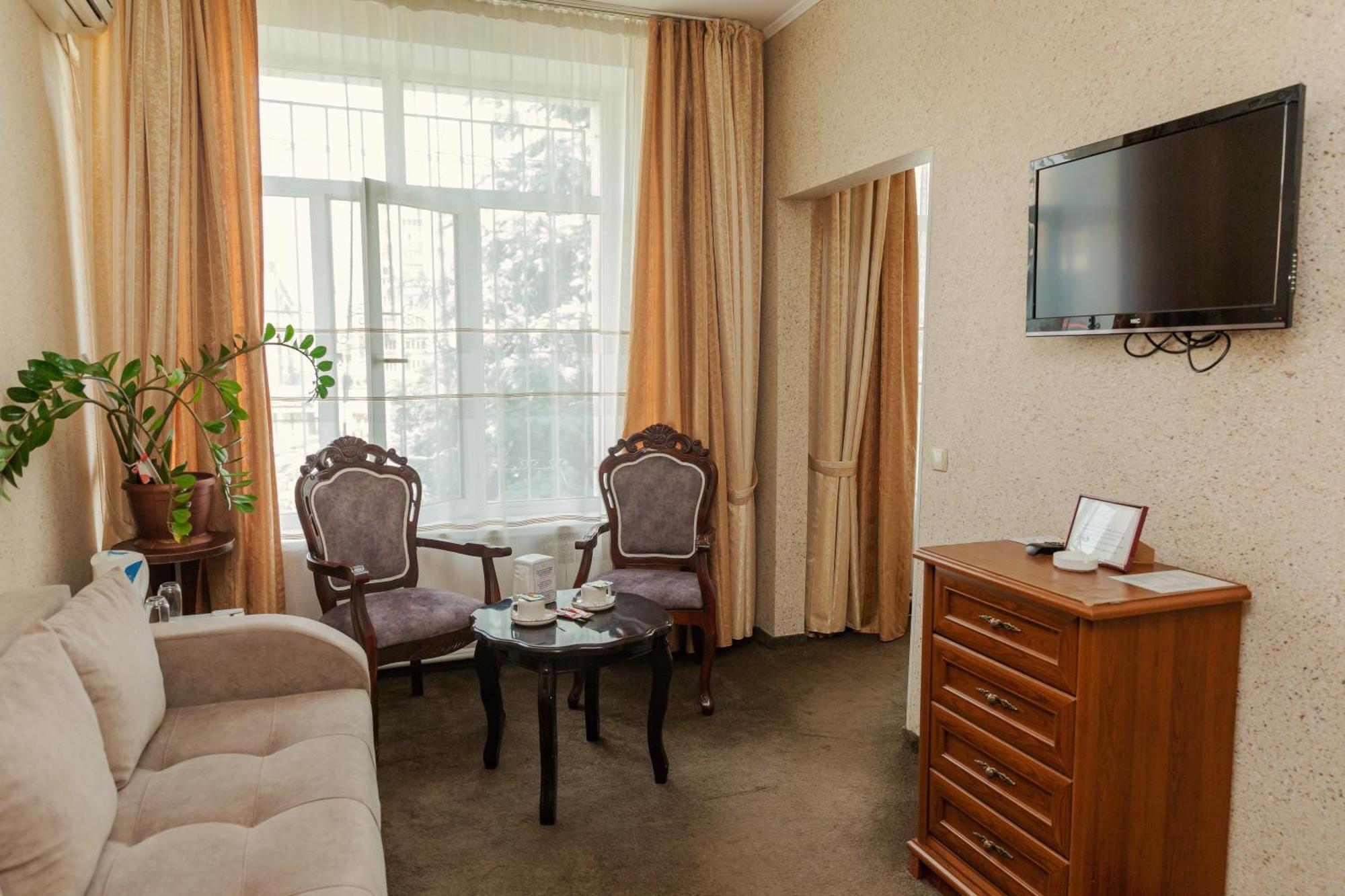 Hotel Ajour Ałma Ata Zewnętrze zdjęcie