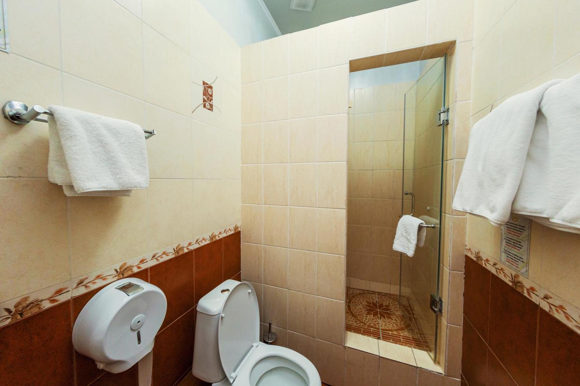 Hotel Ajour Ałma Ata Zewnętrze zdjęcie