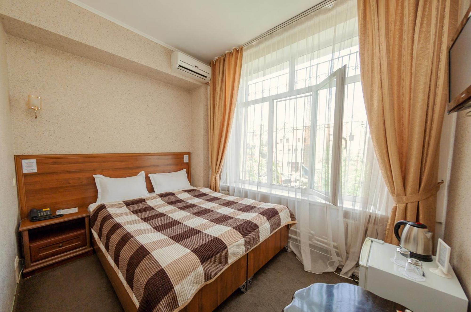 Hotel Ajour Ałma Ata Zewnętrze zdjęcie