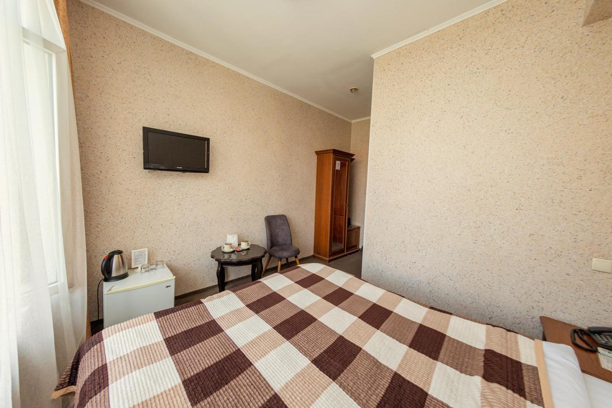 Hotel Ajour Ałma Ata Zewnętrze zdjęcie