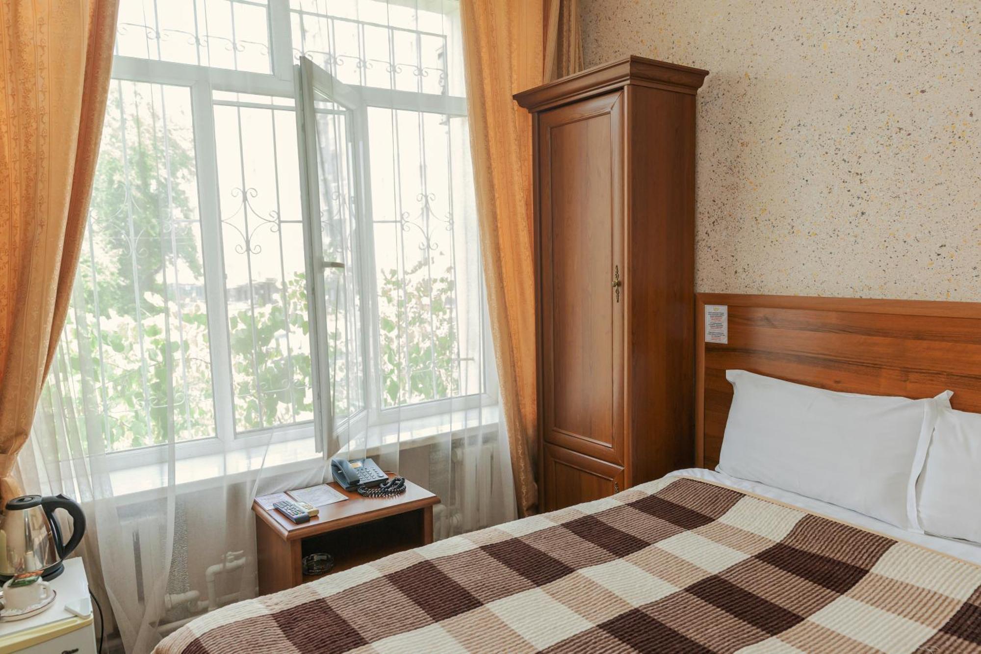 Hotel Ajour Ałma Ata Zewnętrze zdjęcie