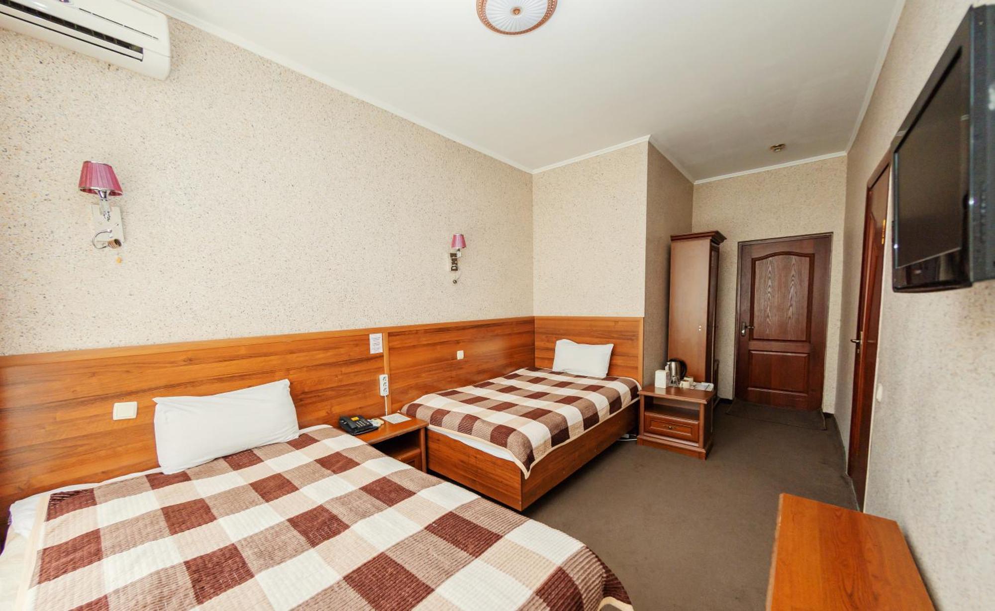 Hotel Ajour Ałma Ata Zewnętrze zdjęcie