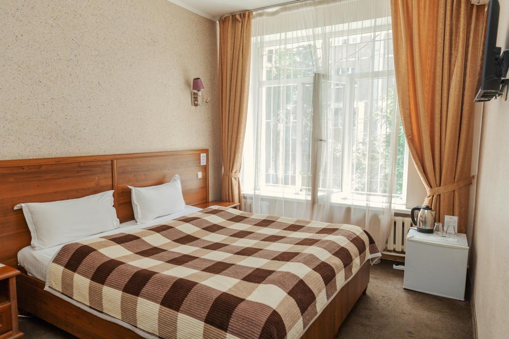 Hotel Ajour Ałma Ata Zewnętrze zdjęcie